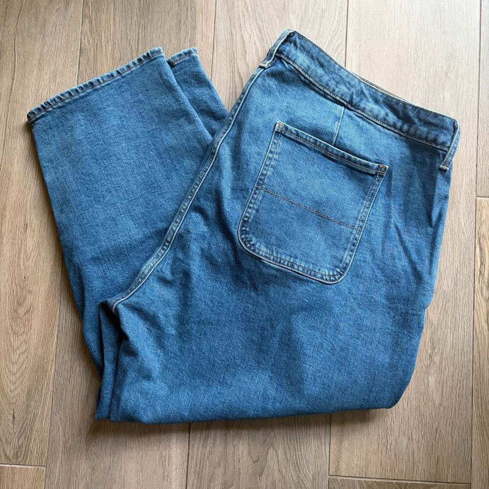 Old Navy Sky-Hi Straight Extra High Rise Secret Slim Jeans Size 24 Plus Short